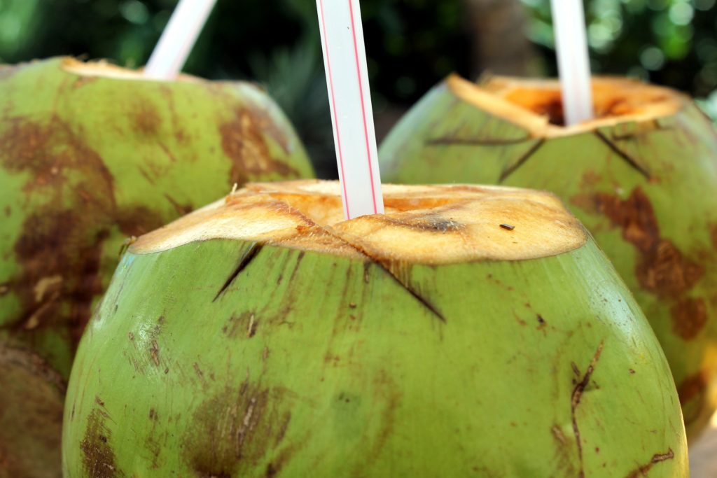 coconut water pixabay